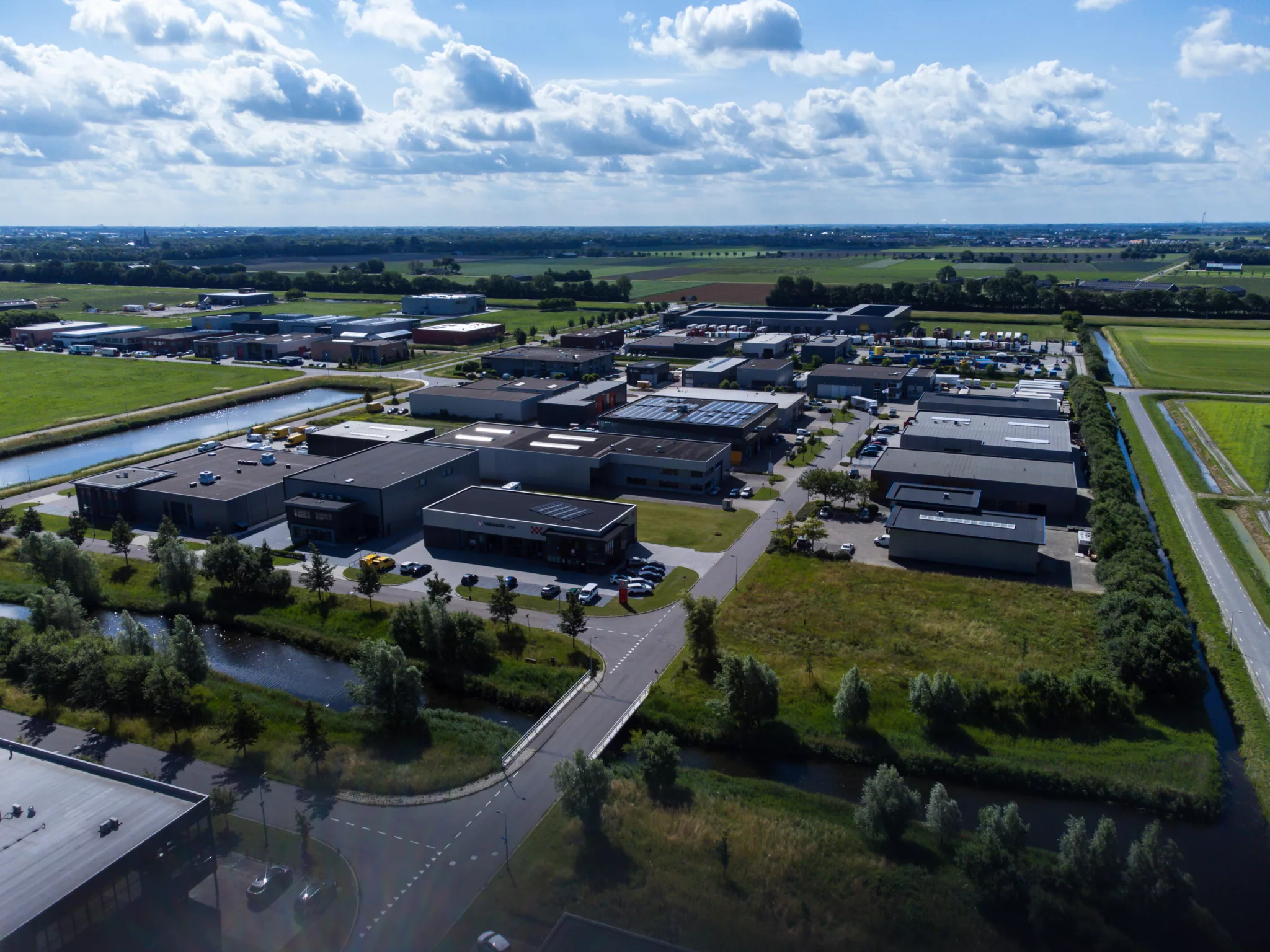 Bedrijventerreinen_DJI_0020-scaled