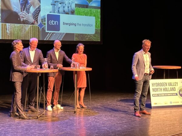 Paneldiscussie waterstofcongres Den Helder